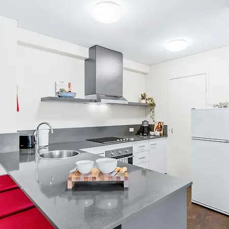 Apartment With City Views In East Perth Exterior photo
